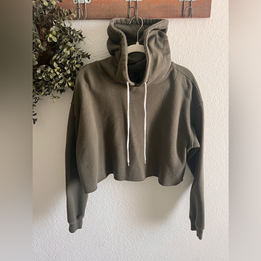 Dark green, Wild Fable crop hoodie
